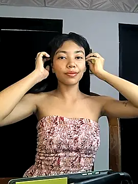 Snapshot of lianisrose chatting on September 26, 10:16 pm lianisrose online show from September 26, 10:16 pm