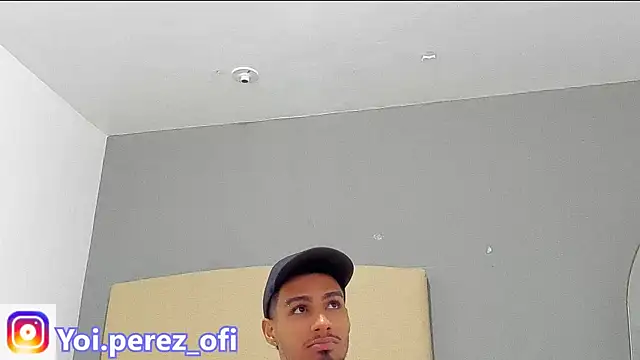 Snapshot of Yoi_Olimpo chatting on February 11, 12:15 pm Yoi Olimpo online show from February 11, 12:15 pm