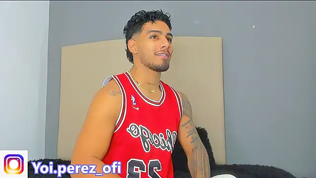 Snapshot of Yoi_Olimpo chatting on February 18, 12:28 pm Yoi Olimpo online show from February 18, 12:28 pm