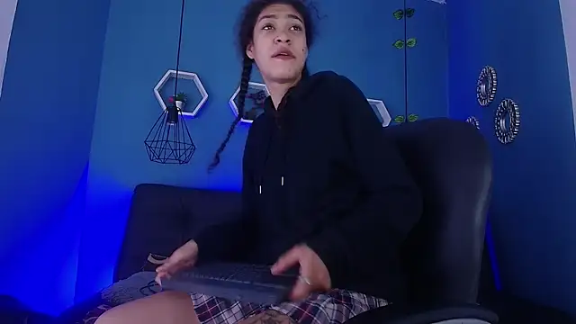 Aurora ath online show from February 8, 3:43 pm