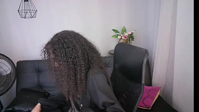 Snapshot of Aurora_ath chatting on January 26, 4:09 am Aurora ath online show from January 26, 4:09 am