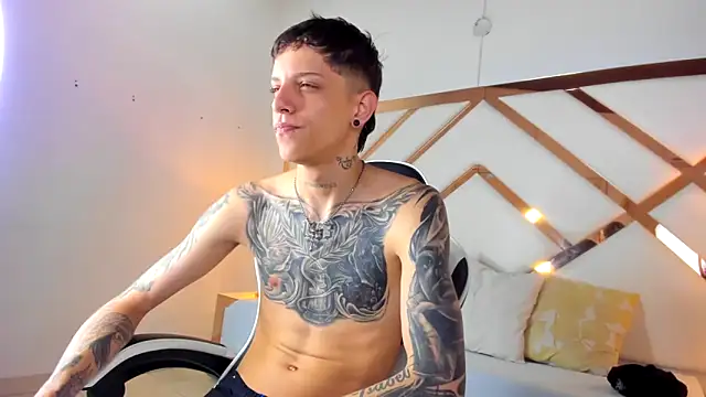 Snapshot of Adam_hard_ chatting on September 30, 7:42 pm Adam hard  online show from September 30, 7:42 pm