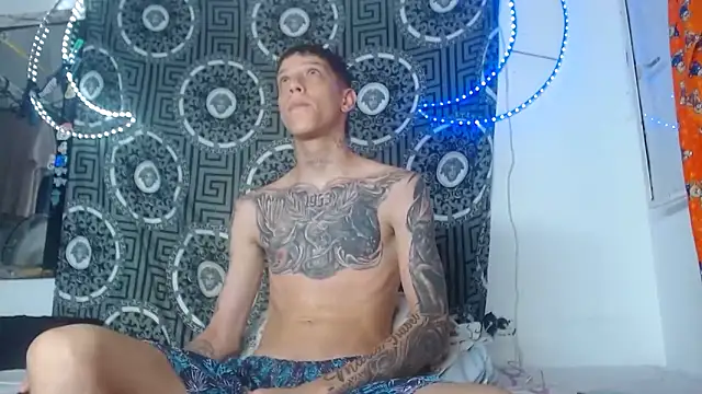 Adam hard  online show from November 19, 10:10 pm