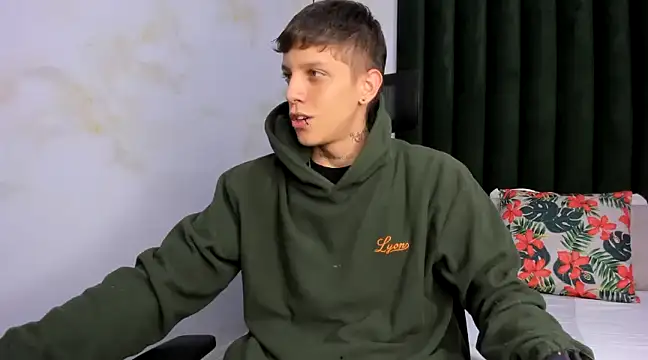 Snapshot of Adam_hard_ chatting on March 4, 8:27 pm Adam hard  online show from March 4, 8:27 pm