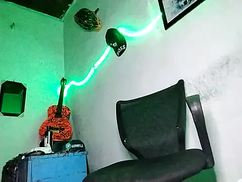 628-andrew online show from December 19, 11:51 pm