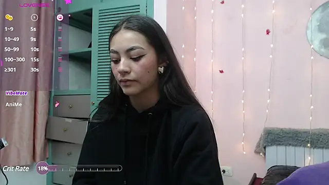 Snapshot of Nikoll_kitten chatting on December 25, 7:56 pm Nikoll kitten online show from December 25, 7:56 pm