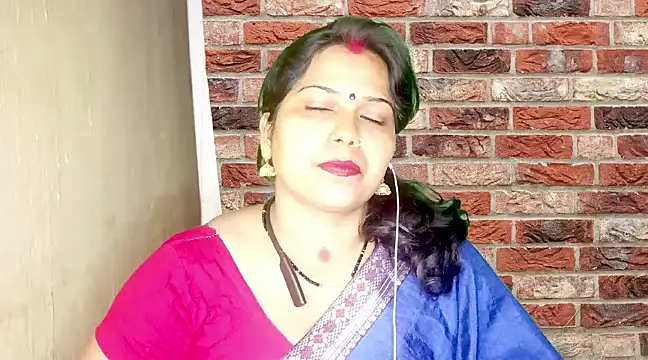 mamoni91 online show from February 18, 3:21 am