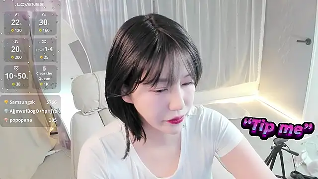 darcie  online show from January 22, 2:03 pm