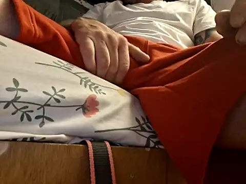 Cantufamily1979 online show from February 13, 7:30 am