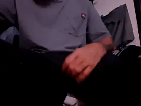 Cantufamily1979 online show from February 14, 11:10 am