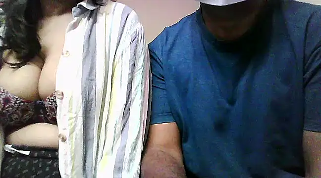 Snapshot of saajan1979 chatting on December 6, 7:04 am saajan1979 online show from December 6, 7:04 am