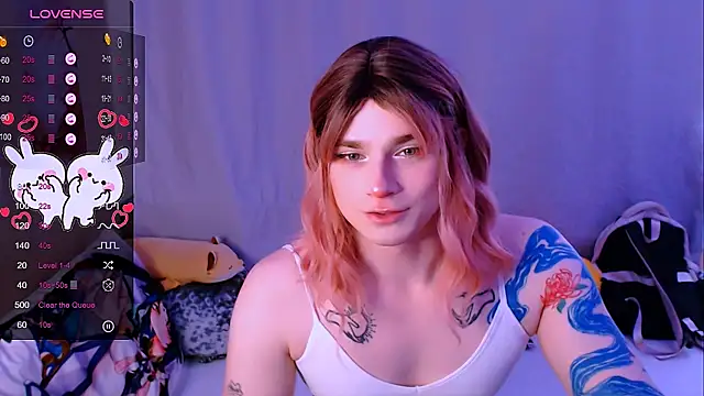 Snapshot of Alice_Hells chatting on September 29, 5:14 am Alice Hells online show from September 29, 5:14 am