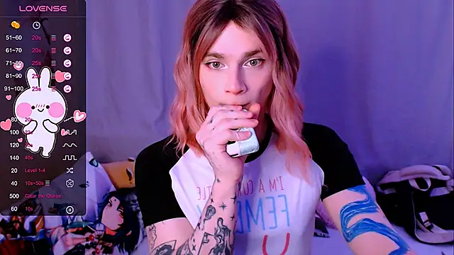 Alice Hells online show from March 22, 8:05 am