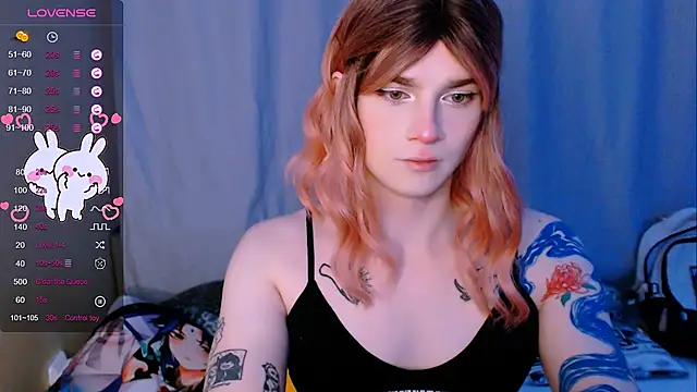 Snapshot of Alice_Hells chatting on March 1, 4:15 am Alice Hells online show from March 1, 4:15 am