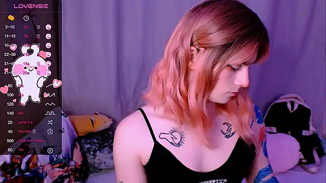 Alice Hells online show from March 25, 5:34 pm