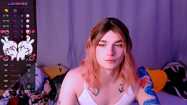 Snapshot of Alice_Hells chatting on November 27, 1:44 pm Alice Hells online show from November 27, 1:44 pm