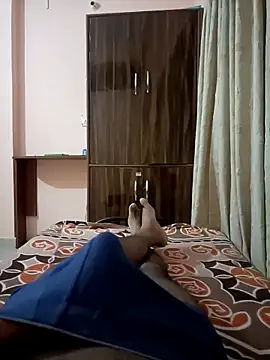 RRahullove69 online show from September 18, 5:27 pm