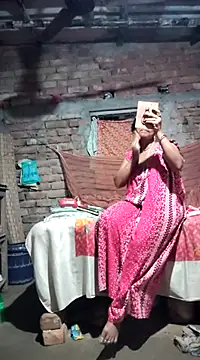Snapshot of Hotty-dola chatting on February 22, 5:24 pm Hotty-dola online show from February 22, 5:24 pm