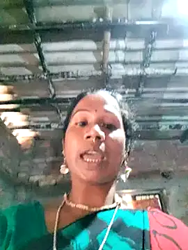 Snapshot of Hotty-dola chatting on March 16, 5:28 pm Hotty-dola online show from March 16, 5:28 pm