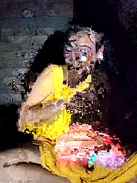 Snapshot of Hotty-dola chatting on October 2, 10:24 pm Hotty-dola online show from October 2, 10:24 pm