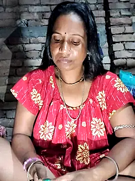 Snapshot of Hotty-dola chatting on October 5, 7:04 pm Hotty-dola online show from October 5, 7:04 pm