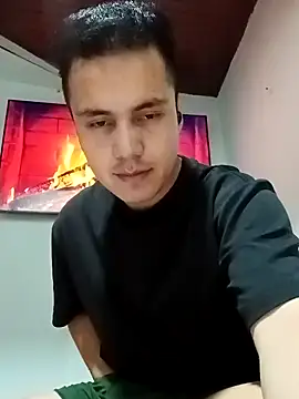 Axel11Luna online show from April 8, 7:54 am