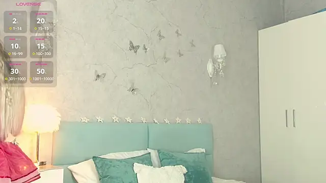 LianaCruz   online show from December 27, 7:08 am