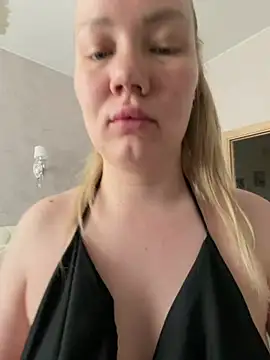 LianaCruz   online show from April 23, 4:52 am
