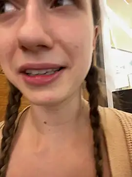 Snapshot of Lia__Love chatting on March 12, 4:13 pm Lia Love online show from March 12, 4:13 pm