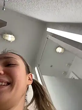 Snapshot of Lia__Love chatting on November 23, 1:10 pm Lia Love online show from November 23, 1:10 pm