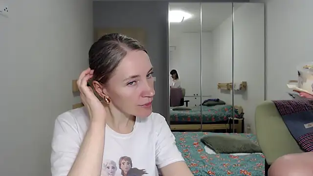 Pepper mur online show from May 24, 7:25 pm