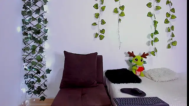 Valentino  X online show from November 5, 4:26 am