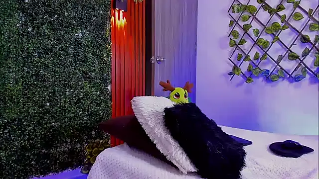 Valentino  X online show from October 22, 4:34 am