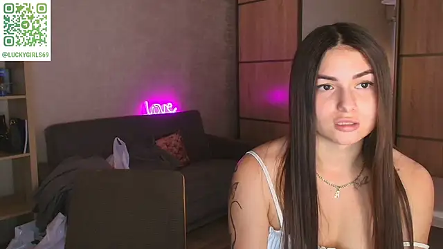 ShySonya online show from October 9, 11:11 am