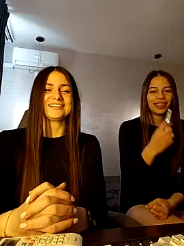 ShySonya online show from May 3, 7:13 am