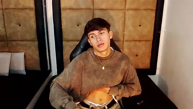 Snapshot of will_star_x chatting on September 19, 12:42 pm will star x online show from September 19, 12:42 pm