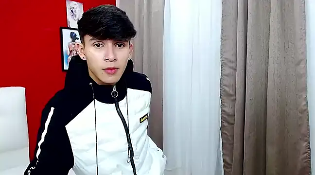 Snapshot of will_star_x chatting on February 21, 4:18 am will star x online show from February 21, 4:18 am