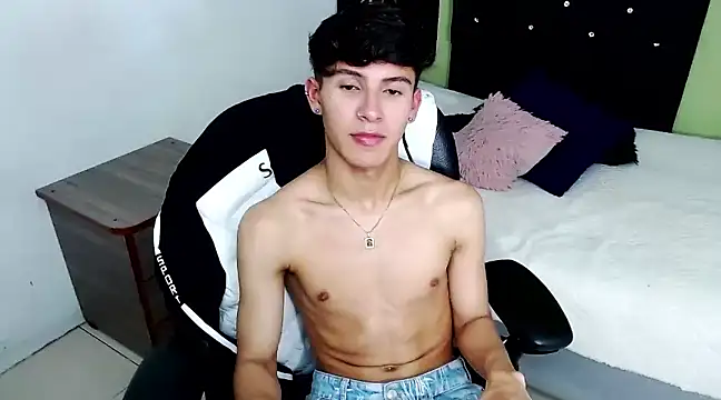 Snapshot of will_star_x chatting on January 31, 9:48 am will star x online show from January 31, 9:48 am