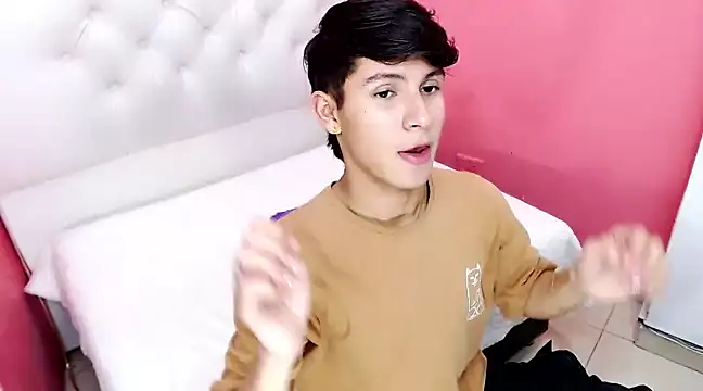 Snapshot of will_star_x chatting on January 9, 8:44 pm will star x online show from January 9, 8:44 pm