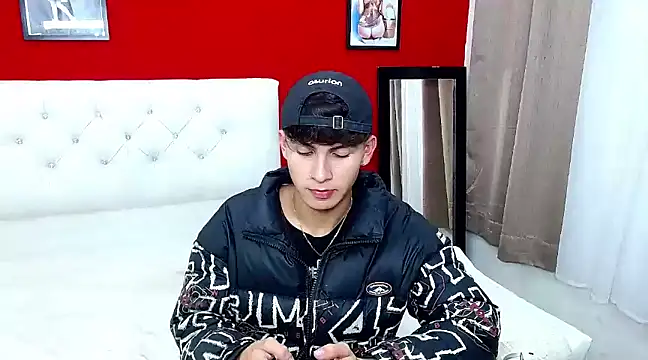 Snapshot of will_star_x chatting on February 11, 4:22 am will star x online show from February 11, 4:22 am