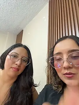 Kay LustyWife online show from February 6, 8:05 pm