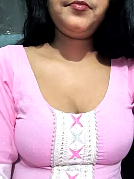 NEETU-89 online show from November 2, 6:35 pm