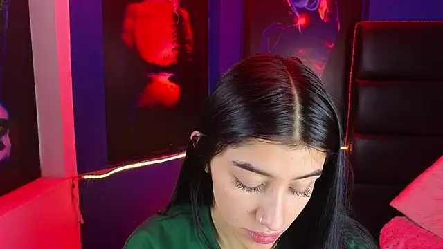 Snapshot of Elisa_Soul chatting on October 16, 12:57 pm Elisa Soul online show from October 16, 12:57 pm