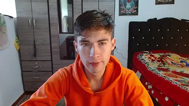 Snapshot of samael1107 chatting on October 24, 6:51 pm samael1107 online show from October 24, 6:51 pm