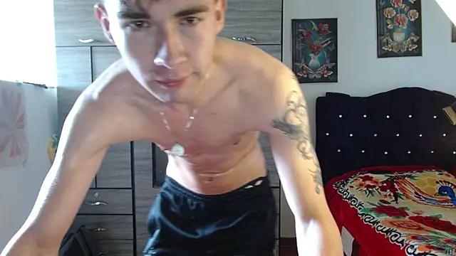 Snapshot of samael1107 chatting on October 28, 6:29 pm samael1107 online show from October 28, 6:29 pm