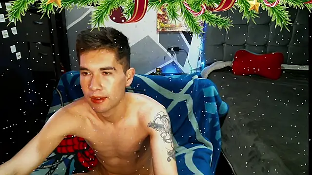 Snapshot of samael1107 chatting on December 15, 5:42 pm samael1107 online show from December 15, 5:42 pm