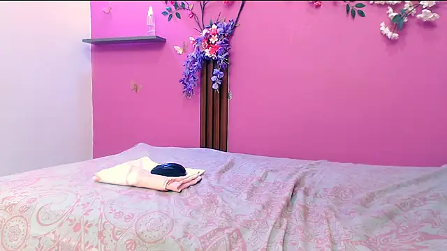 Snapshot of analdeepalejandra18 chatting on September 29, 7:19 pm analdeepalejandra18 online show from September 29, 7:19 pm