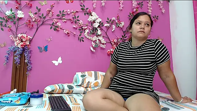 Snapshot of analdeepalejandra18 chatting on March 19, 7:27 pm analdeepalejandra18 online show from March 19, 7:27 pm