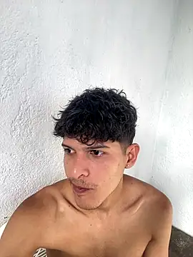 LiamGadiell online show from December 14, 8:14 pm