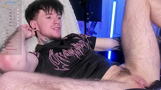 Snapshot of Badrabbitt_ chatting on February 8, 9:40 am Badrabbitt online show from February 8, 9:40 am